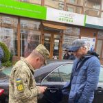 Екс-генпрокурору Рябошапці вручили повістку до військкомату