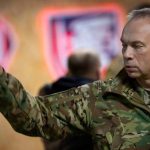 Сирський заявив про наступальні дії на Донеччині